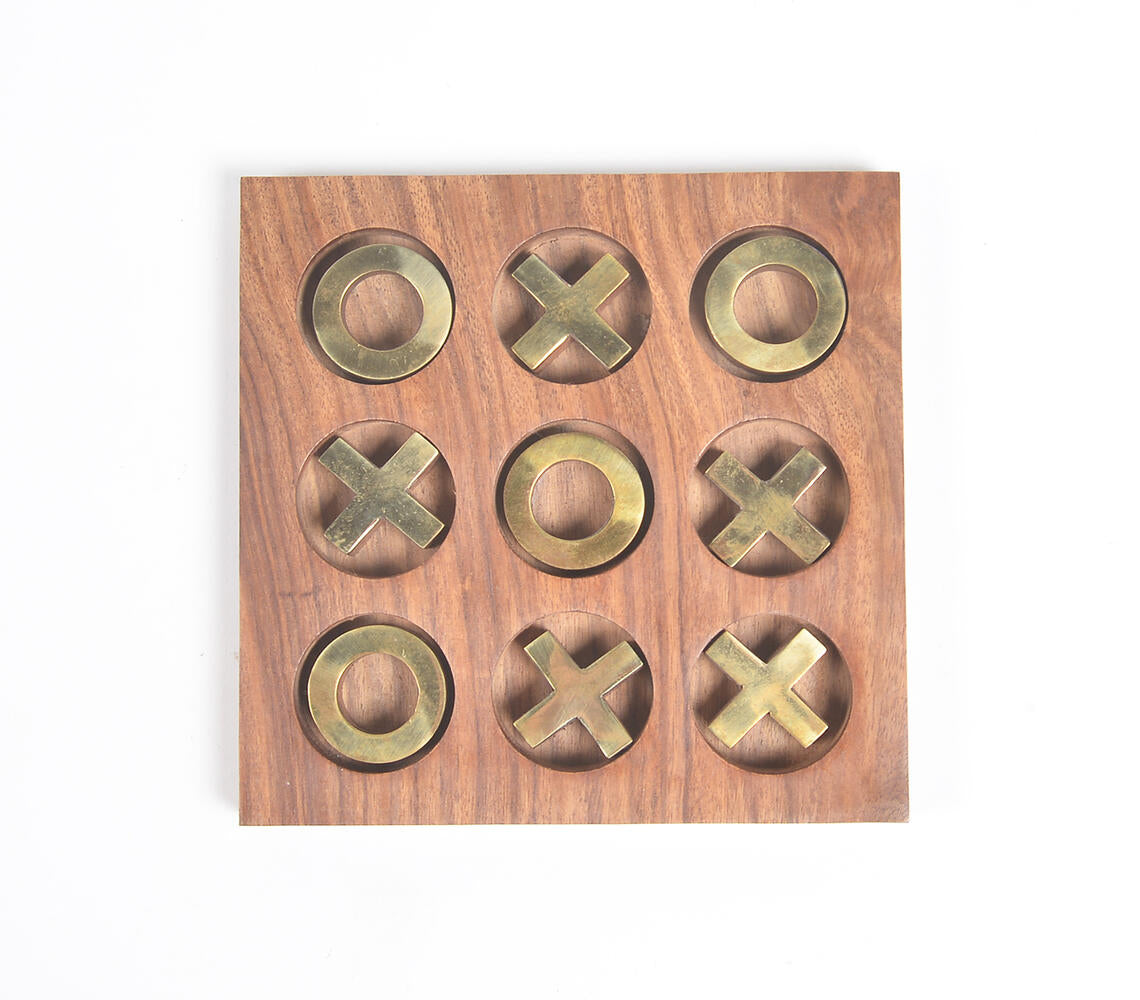 Hand Carved Wooden Tic-Tac-Toe Game Q1-1